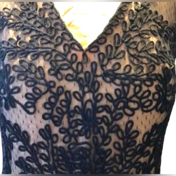 Betsy & Adam Soutache Mermaid Gown Size 14 - Picture 3 of 5